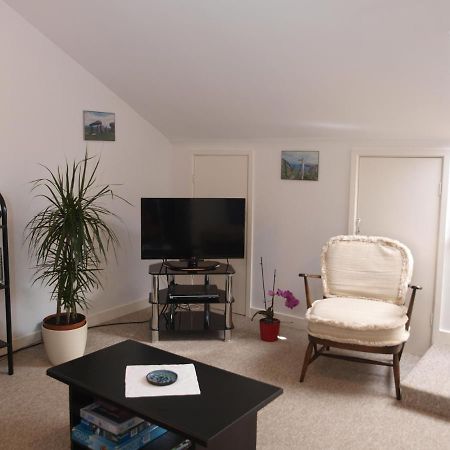Ty R Pwmp Haverfordwest Exterior foto
