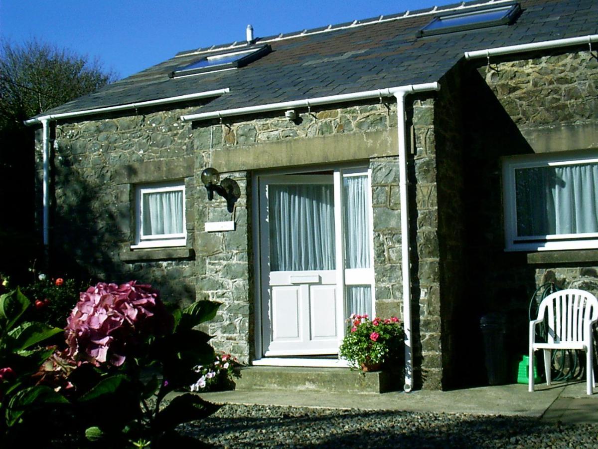Ty R Pwmp Haverfordwest Exterior foto